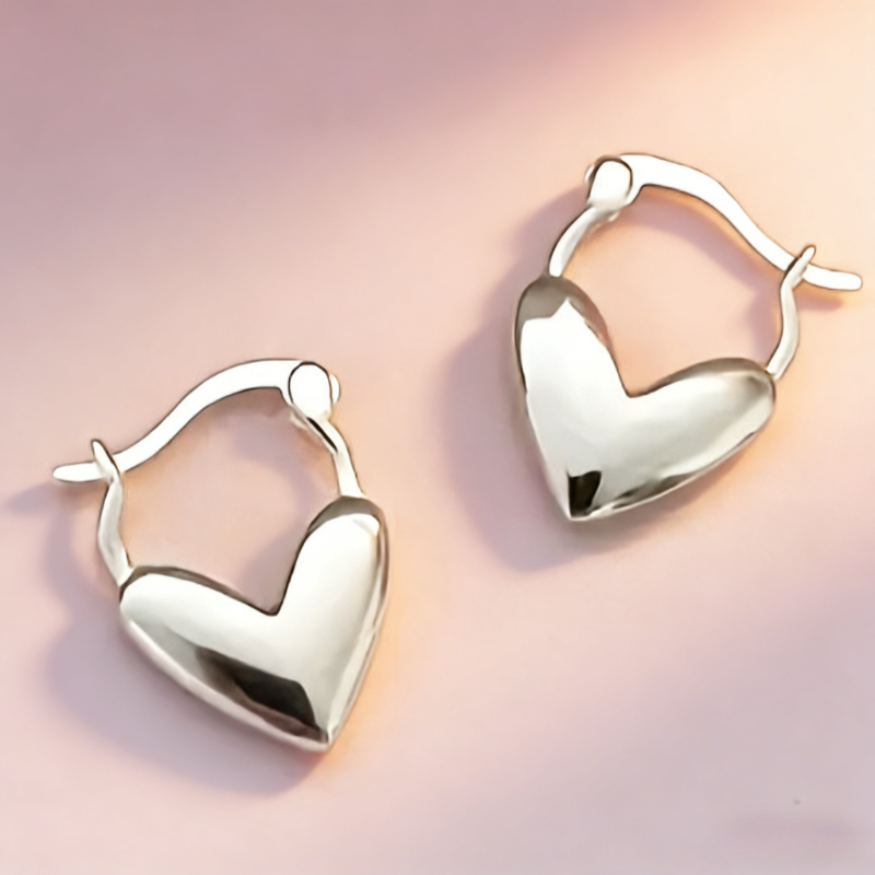Women's Elegant Heart-Shaped Hoop Earrings, Fashion Statement